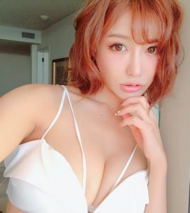 明日花キララ